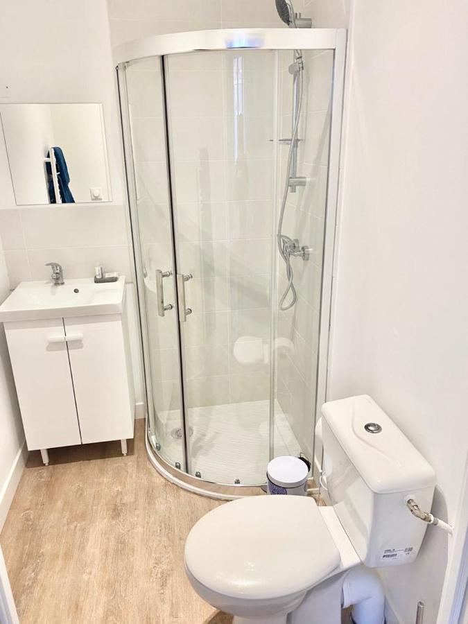 Studios Charmants Cosy A 5 Minutes Du Centre-Ville Bourges Luaran gambar
