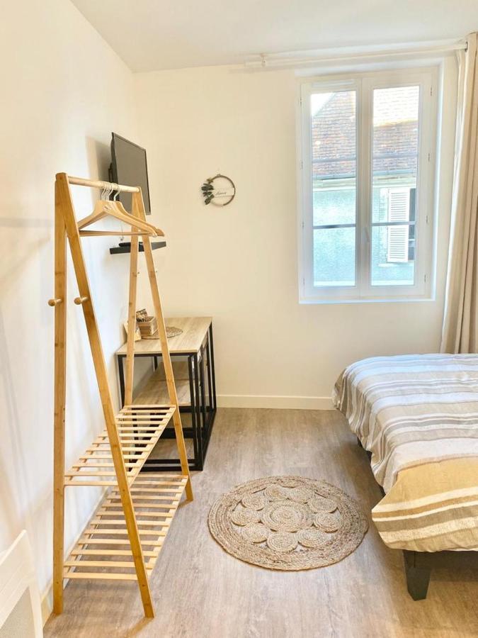 Studios Charmants Cosy A 5 Minutes Du Centre-Ville Bourges Luaran gambar