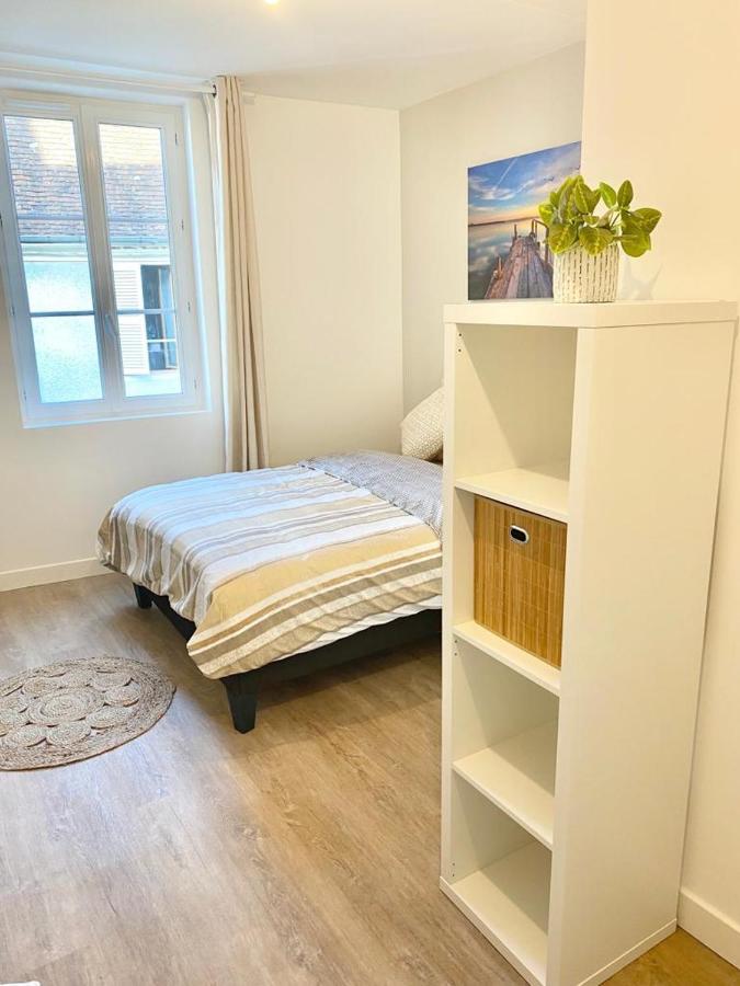 Studios Charmants Cosy A 5 Minutes Du Centre-Ville Bourges Luaran gambar